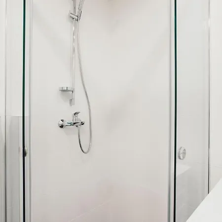 Brand New & Modern Luxury Designer 5, 6 And 45 Apartment Tallinn