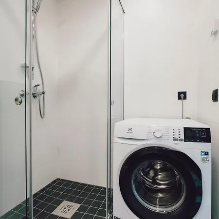 Brand New & Modern Luxury Designer 5, 6 And 45 Apartamento